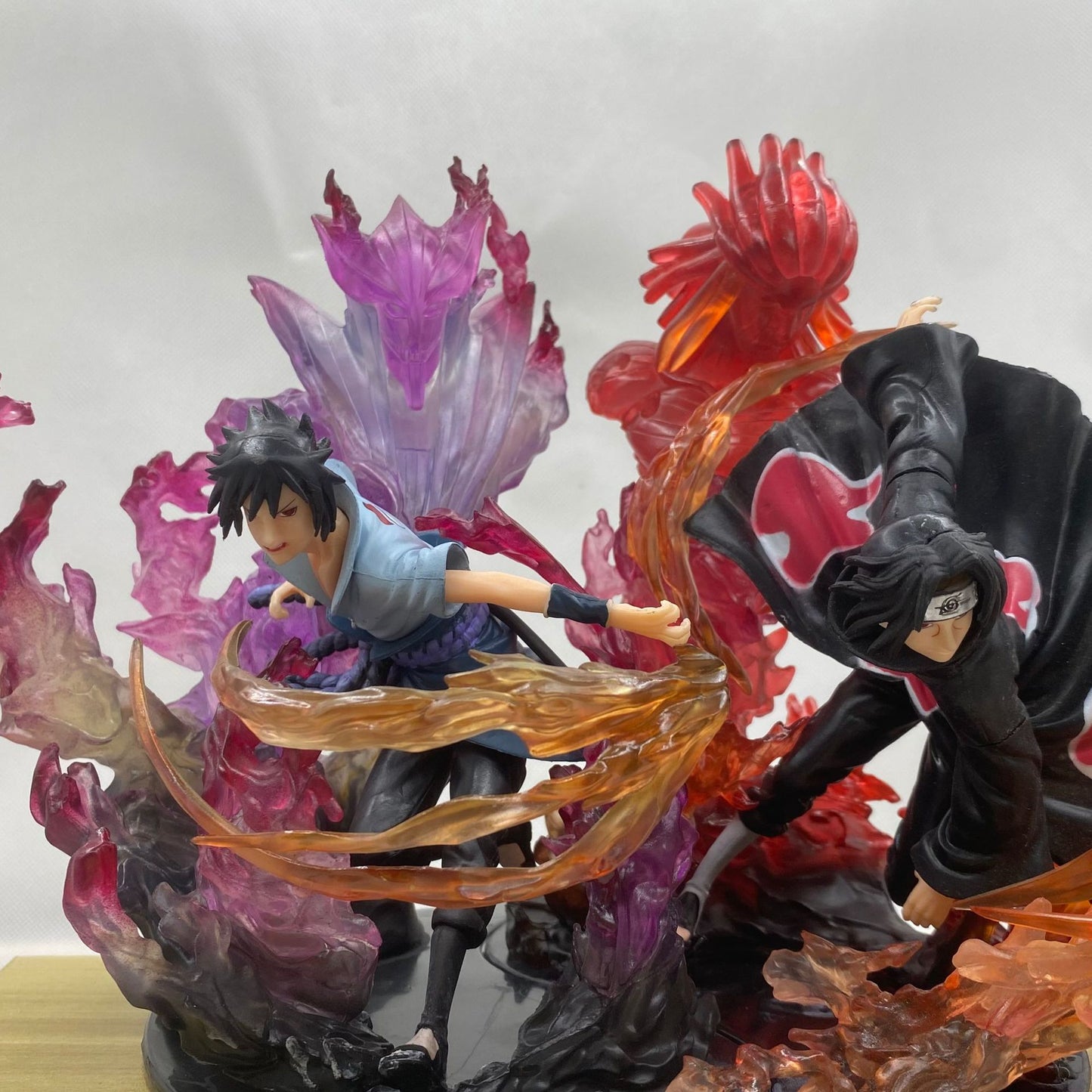 Sasuke x Itachi figure